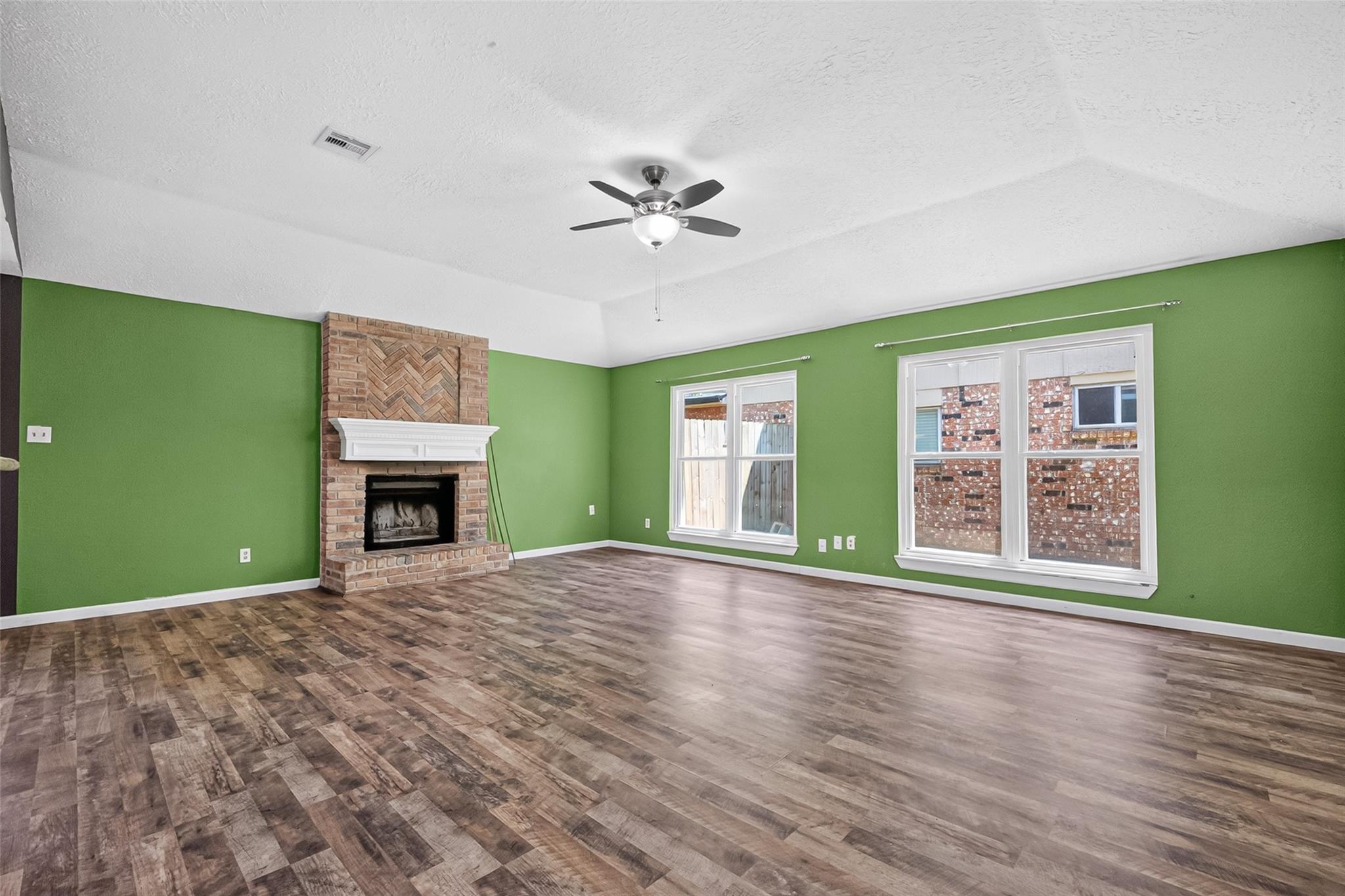 2527 Corral Trail