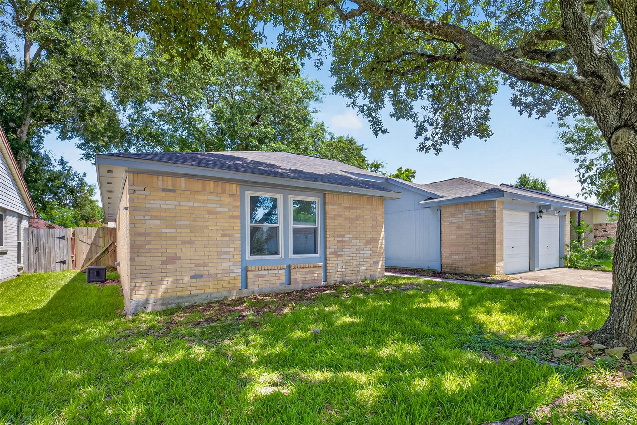 2527 Corral Trail