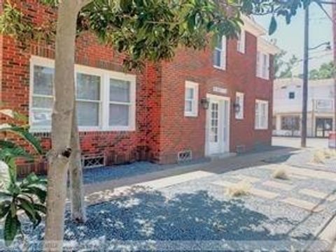 Photo of 2021 Kane Street #3, Houston, TX 77007 (MLS # 54172133)