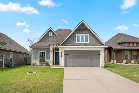 Photo of 2131 Naples Way, Bryan, TX 77808 (MLS # 30219323)