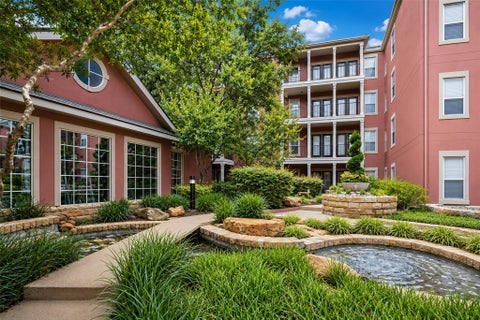 Condo For Rent - 2400 Mccue Road #401<br/> Houston, TX 77056