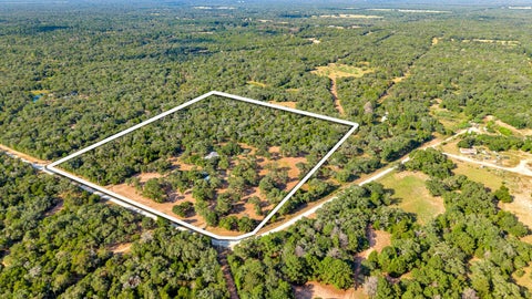 Photo of 1079 Private Road 1051, Hallettsville, TX 77964 (MLS # 51825328)