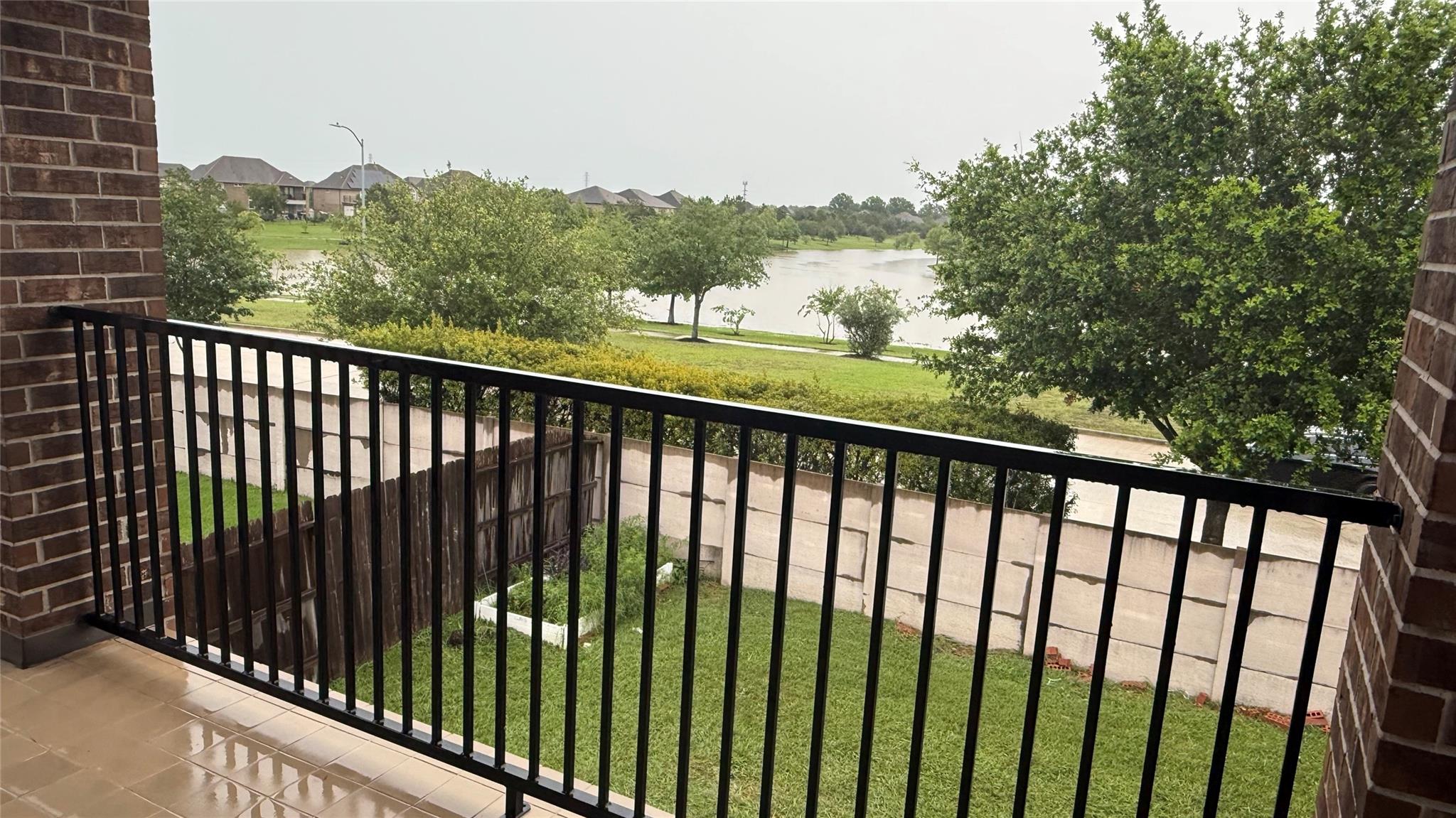 2011 Creekside Park Drive