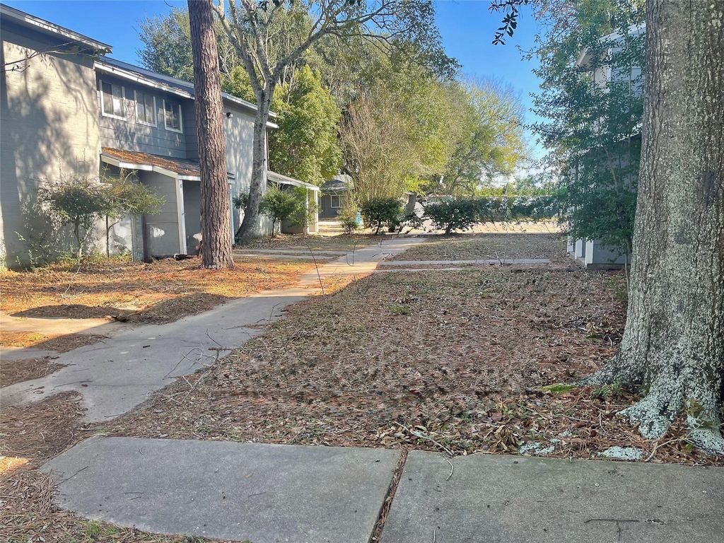 Photo of 702 Hargest Street #4, Prairie View, TX 77446 (MLS # 68084232)