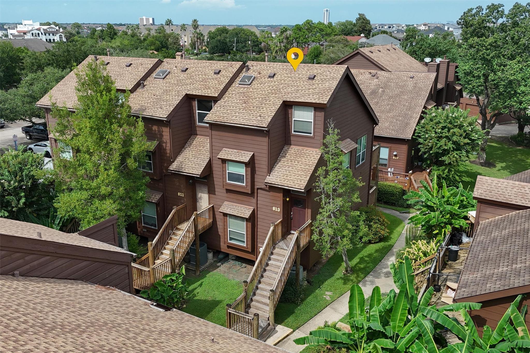 813 Davis Road