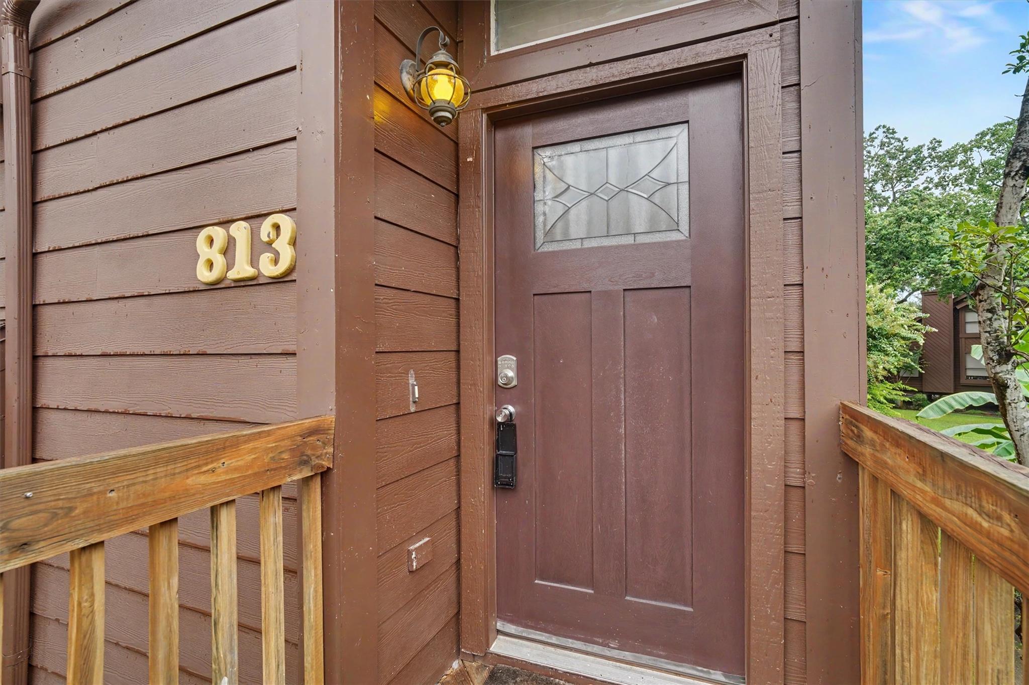 813 Davis Road