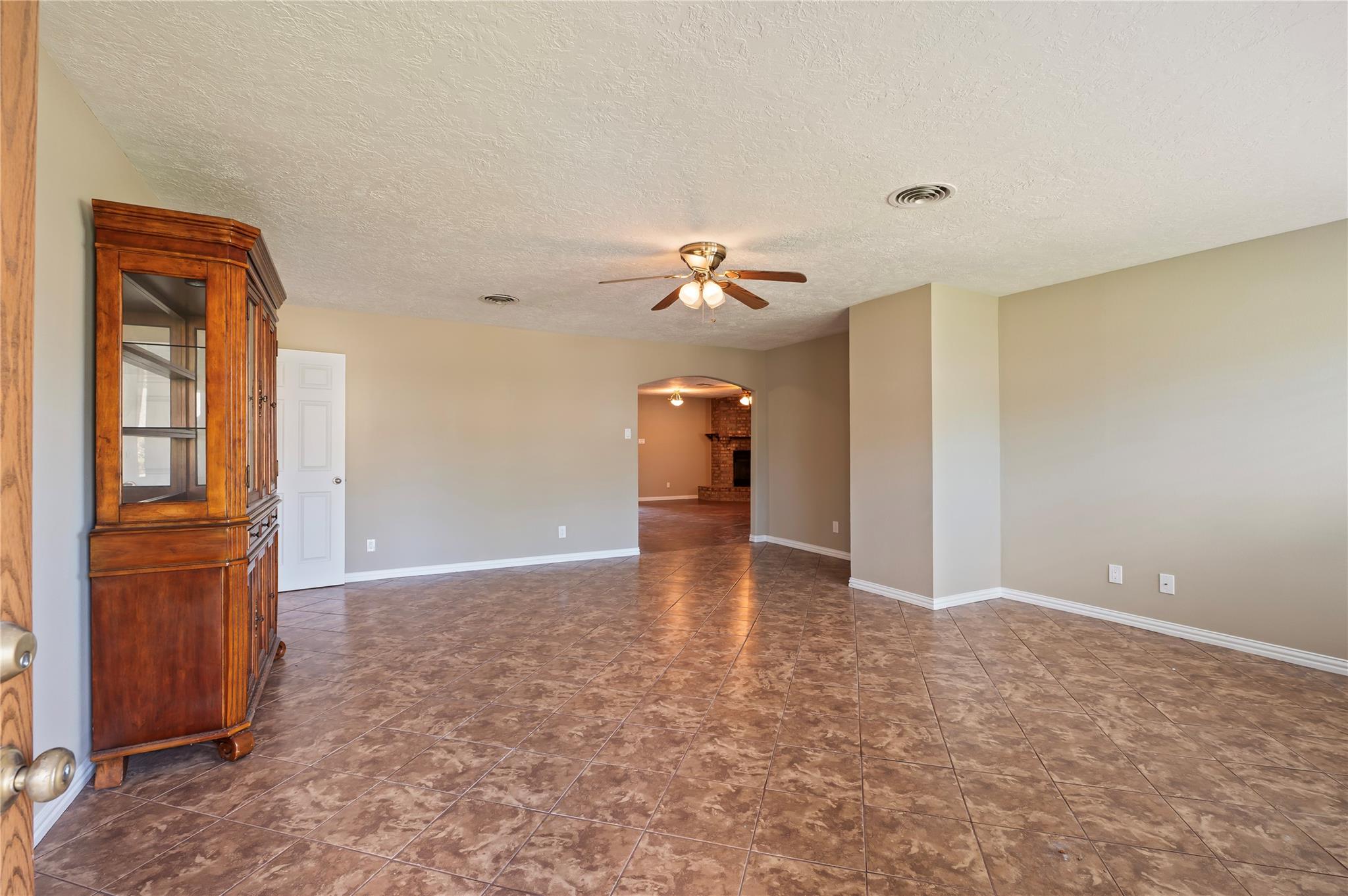 7109 Poplar Drive