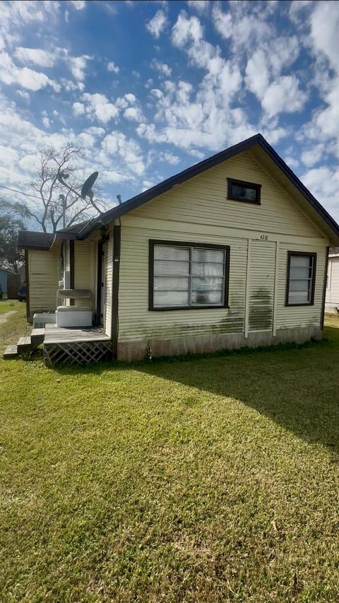 Homes For Sale - 4218 Brown Street<br/> Bacliff, TX 77518