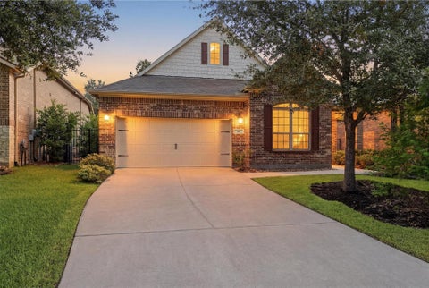 Photo of 22 Jaspers Place, Spring, TX 77389 (MLS # 69102999)