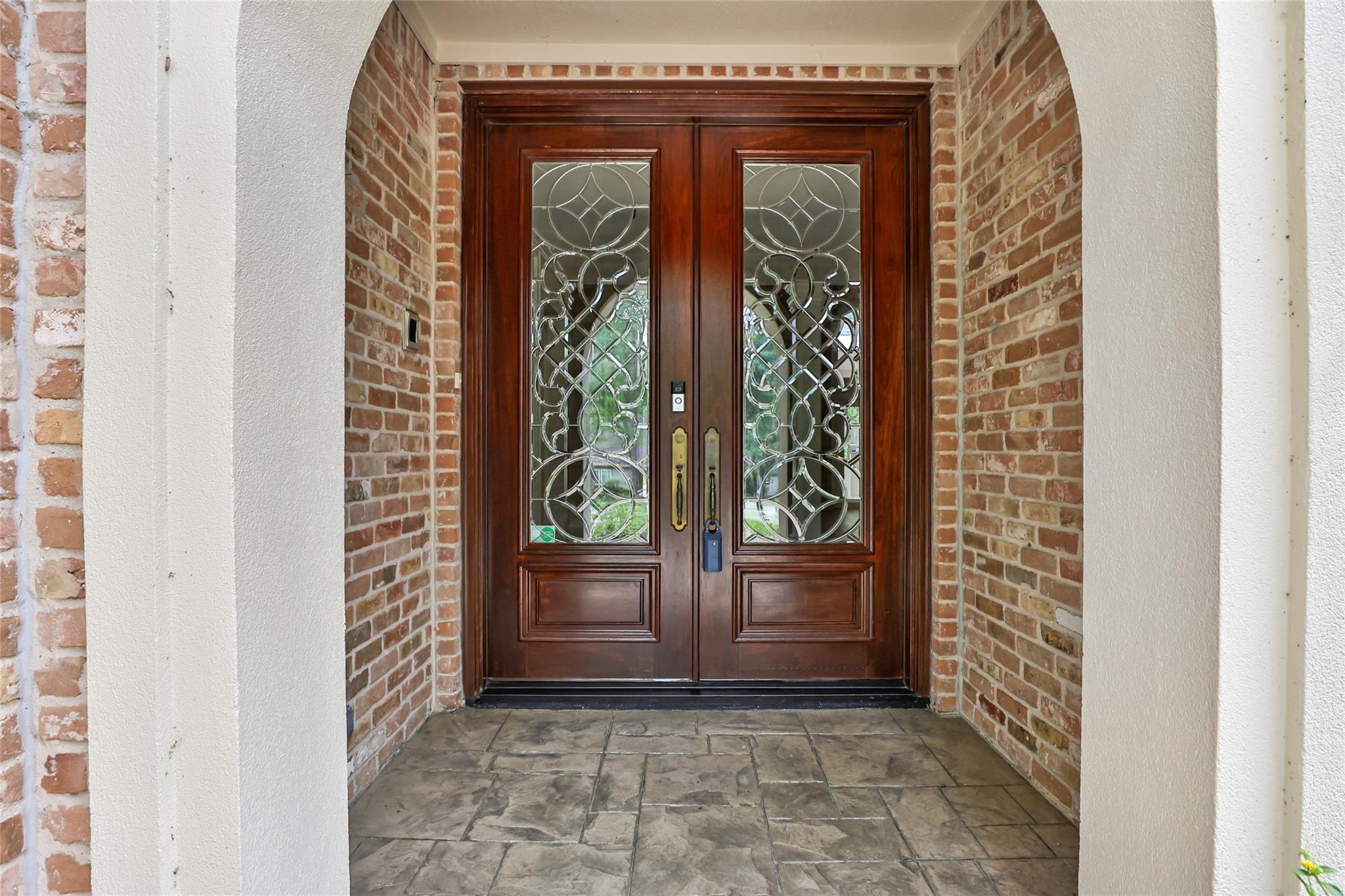 2515 Kings Forest Drive