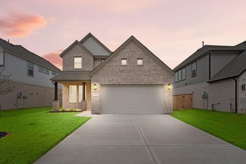 Photo of 631 Yard Master Trail, Rosharon, TX 77583 (MLS # 63826033)