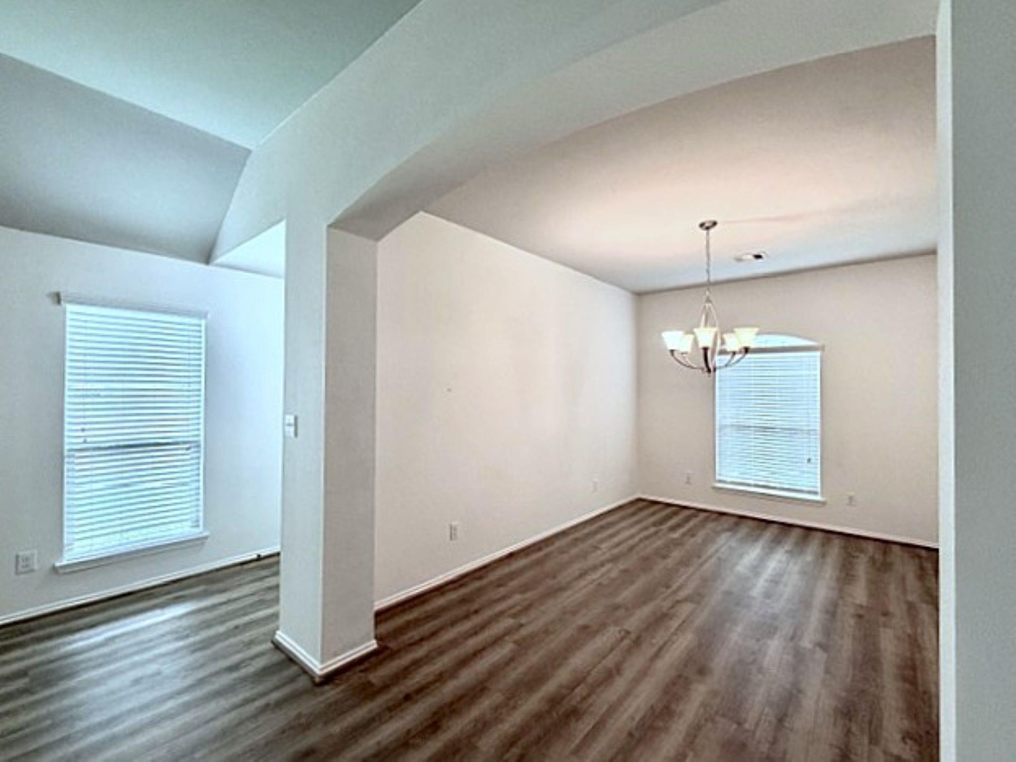 1039 Blue Moon Court
