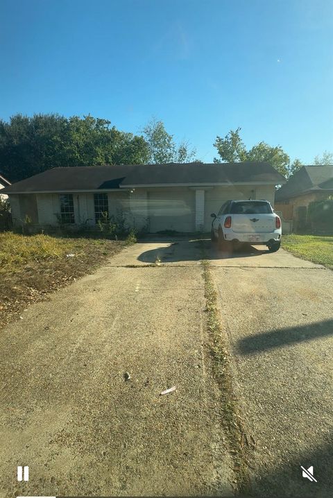 Photo of 7707 Lumber Jack Drive, Houston, TX 77040 (MLS # 86731960)