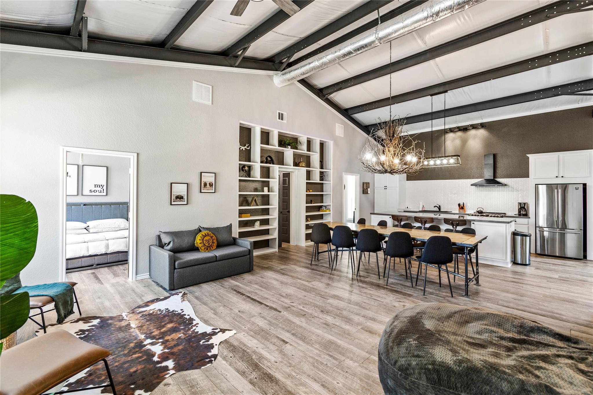 25400 Pine Ridge Road