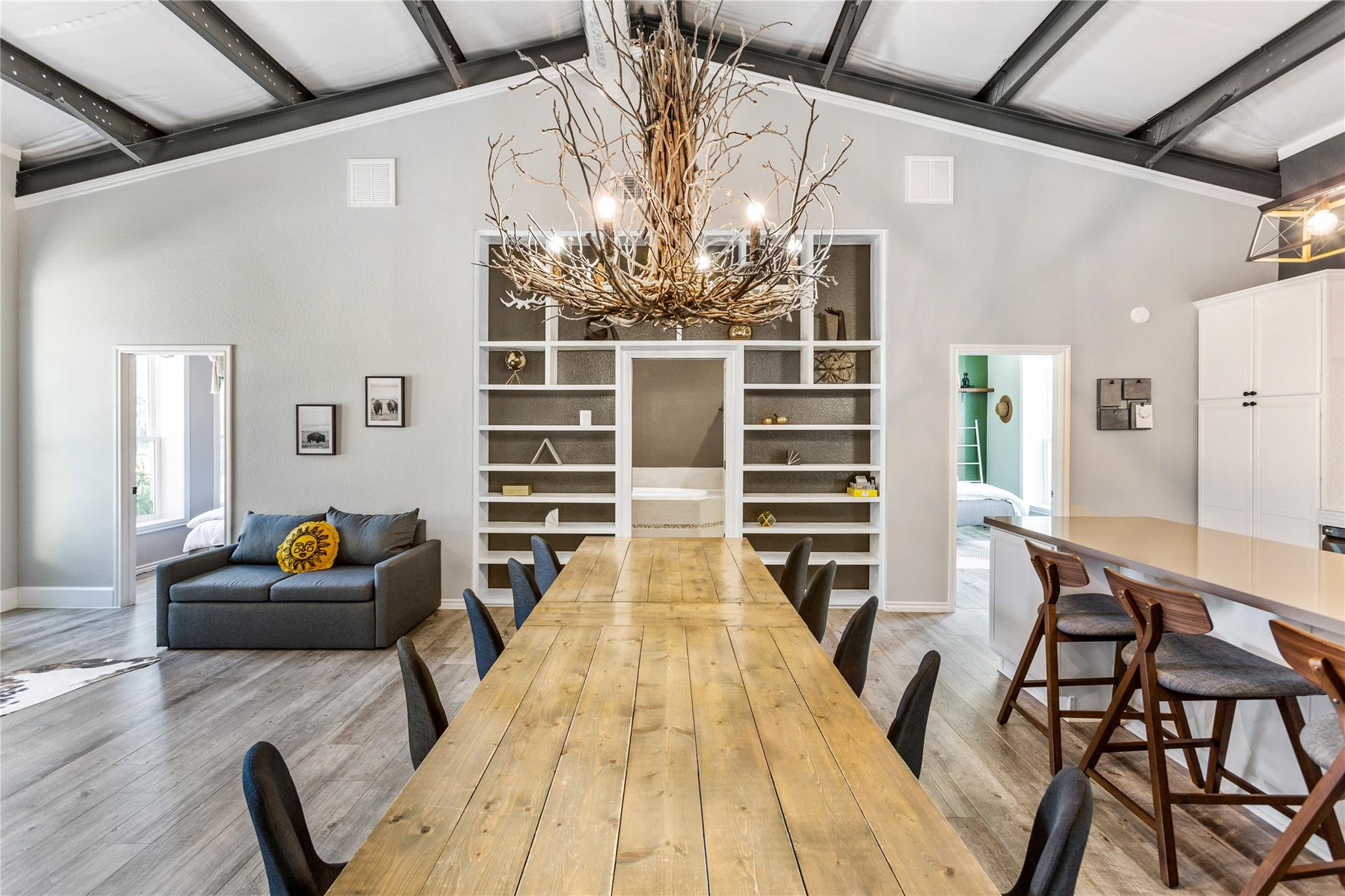 25400 Pine Ridge Road