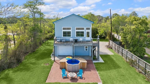 Photo of 2015 Crescent Drive, La Porte, TX 77571 (MLS # 38069806)