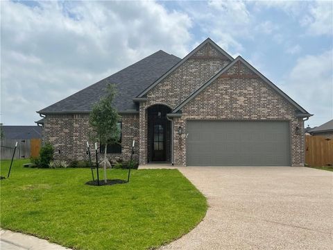 Photo of 3005 Alpha Court, Bryan, TX 77808 (MLS # 456586)