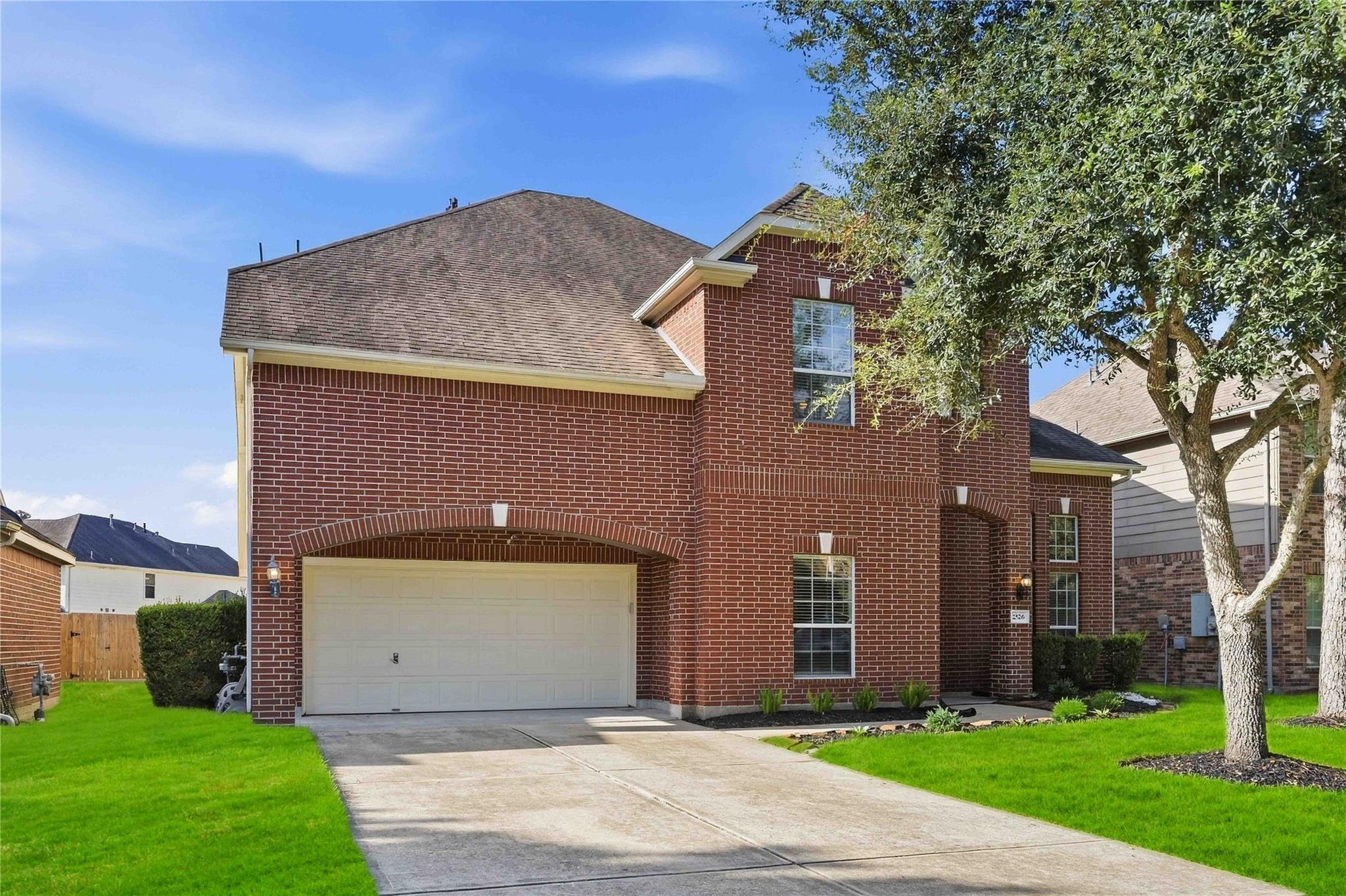 2526 Crystal Shore Drive