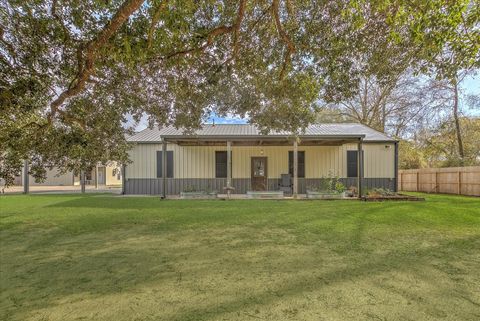 Photo of 22546 Highway 321, Cleveland, TX 77327 (MLS # 94125184)