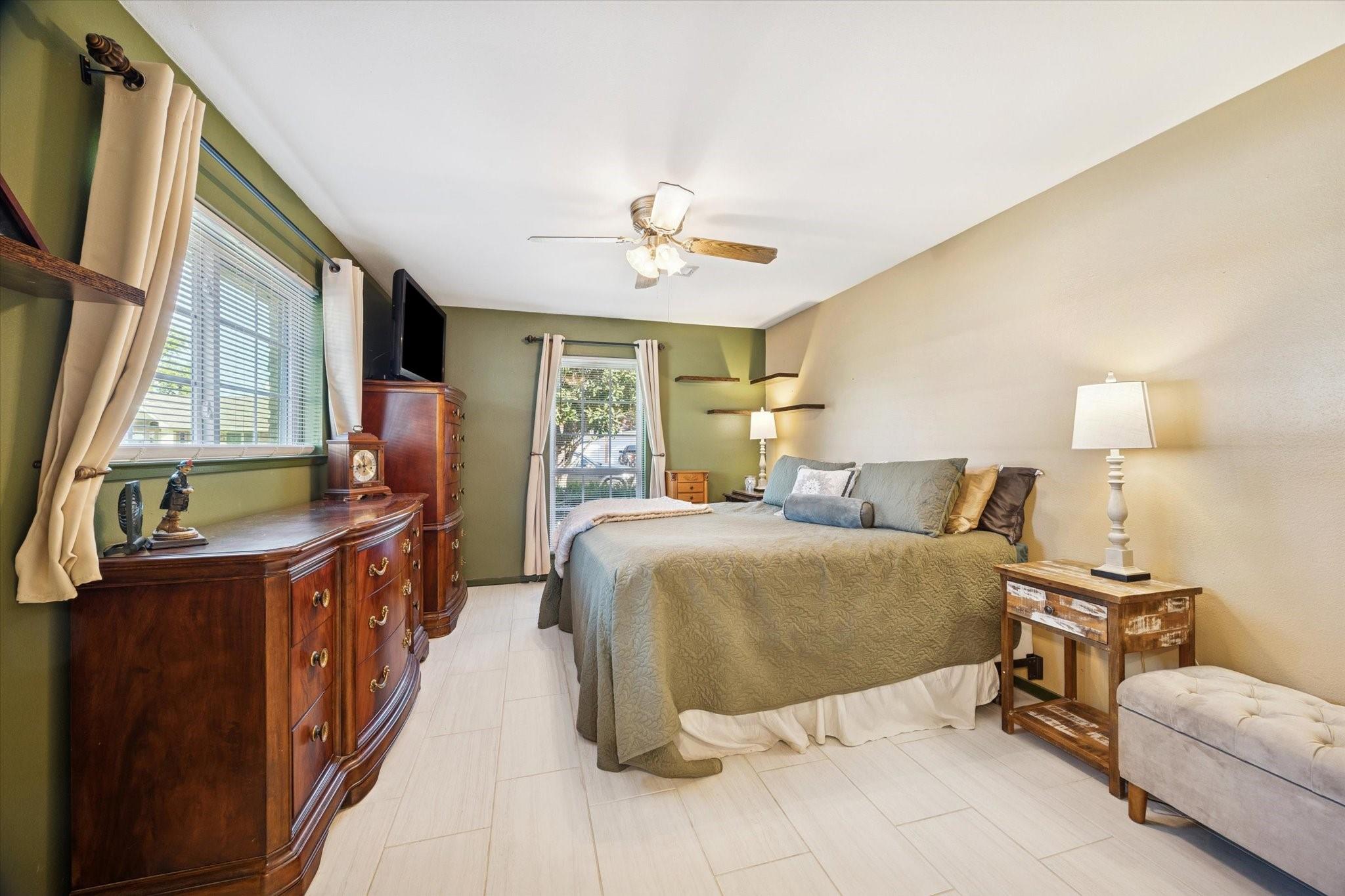 2208 N Rayburn Court