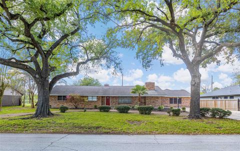 528 Beresford Street Houston TX 77015