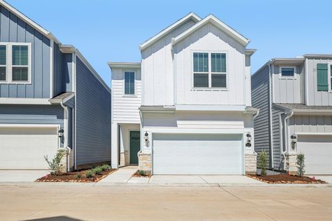 Photo of 705 Topwater Trail, Kemah, TX 77565 (MLS # 58731643)