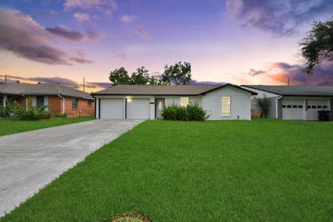 Photo of 212 Harold Lane, Baytown, TX 77521 (MLS # 31723449)