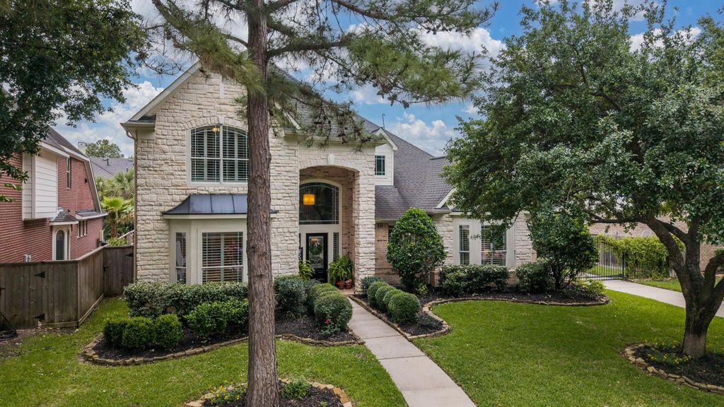 Photo of 10411 Harnwell Crossing Drive, Spring, TX 77379 (MLS # 52411390)