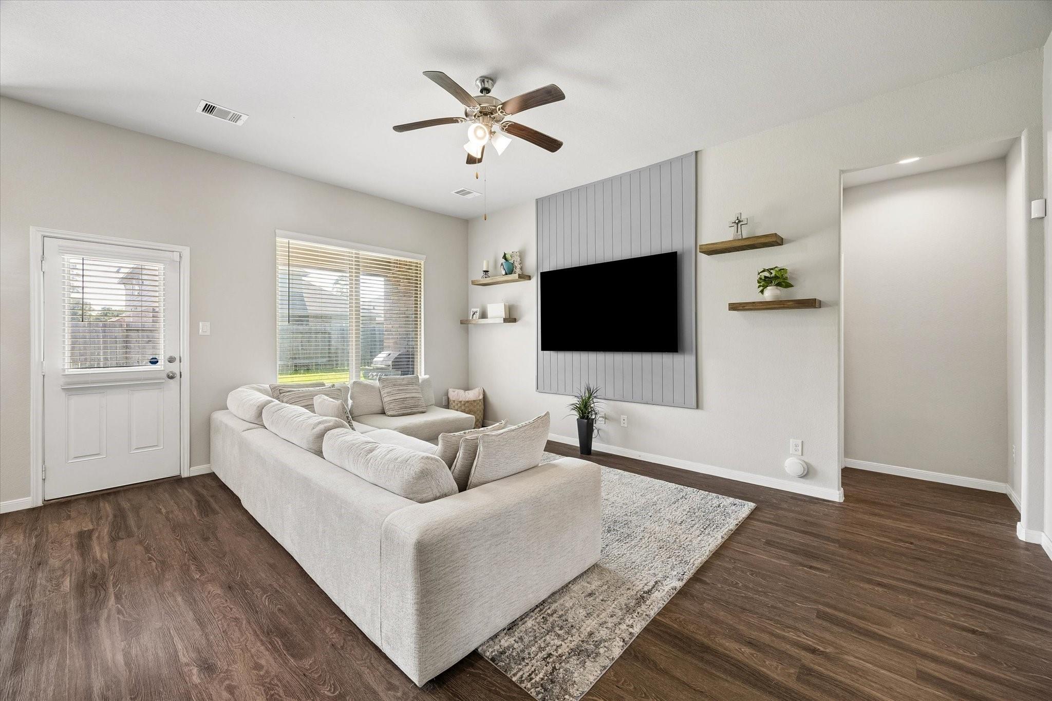 4911 Creekside Haven Trail