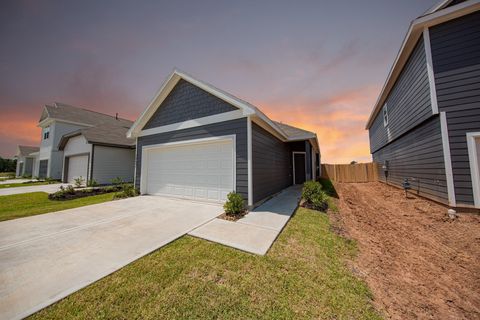 Photo of 13977 Lion Rock Court, Willis, TX 77318 (MLS # 74133091)