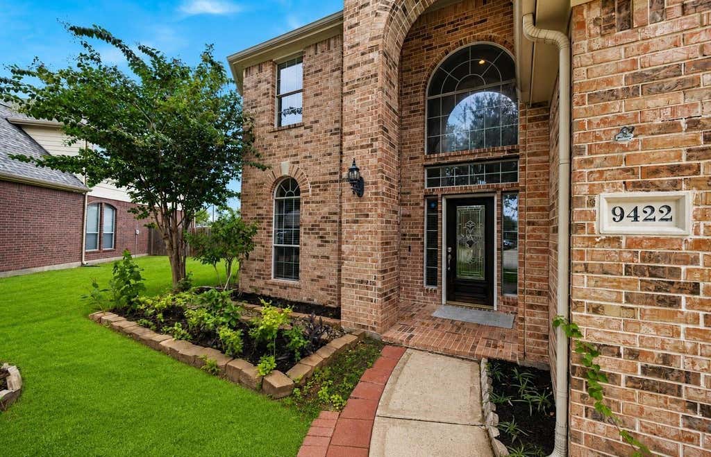 Photo of 9422 Shelbourne Meadows Drive, Houston, TX 77095 (MLS # 52049961)