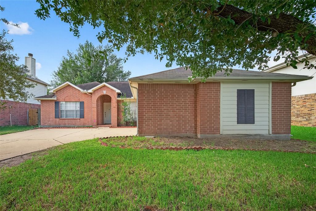 Photo of 20019 Mason Creek Drive, Katy, TX 77449 (MLS # 55850685)
