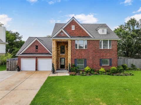 Photo of 1501 W Castlewood Avenue, Friendswood, TX 77546 (MLS # 22001460)