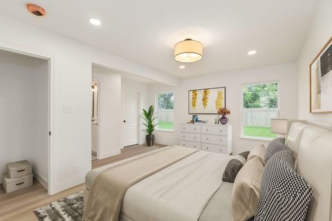 Tiny photo for 7414 Janak Drive, Houston, TX 77055 (MLS # 40032967)