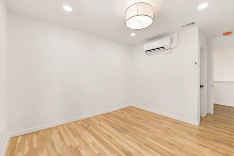 Tiny photo for 7414 Janak Drive, Houston, TX 77055 (MLS # 40032967)