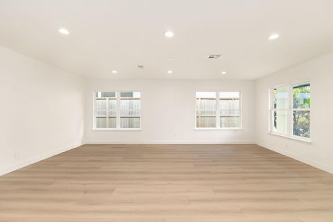 Tiny photo for 7414 Janak Drive, Houston, TX 77055 (MLS # 40032967)