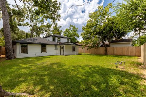 Tiny photo for 7414 Janak Drive, Houston, TX 77055 (MLS # 40032967)