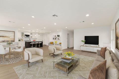 Tiny photo for 7414 Janak Drive, Houston, TX 77055 (MLS # 40032967)