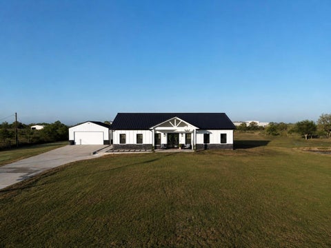 Photo of 2015 Settlers Court Dr DR, Sealy, TX 77474 (MLS # 3652043)
