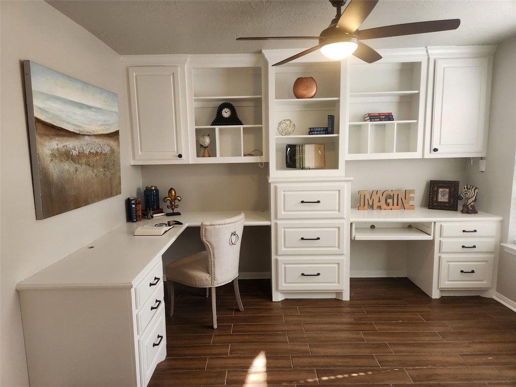 Photo of 1915 W Welsford Drive, Spring, TX 77386 (MLS # 21421621)