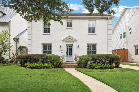 Photo of 2041 Dryden Road, Houston, TX 77030 (MLS # 92300644)
