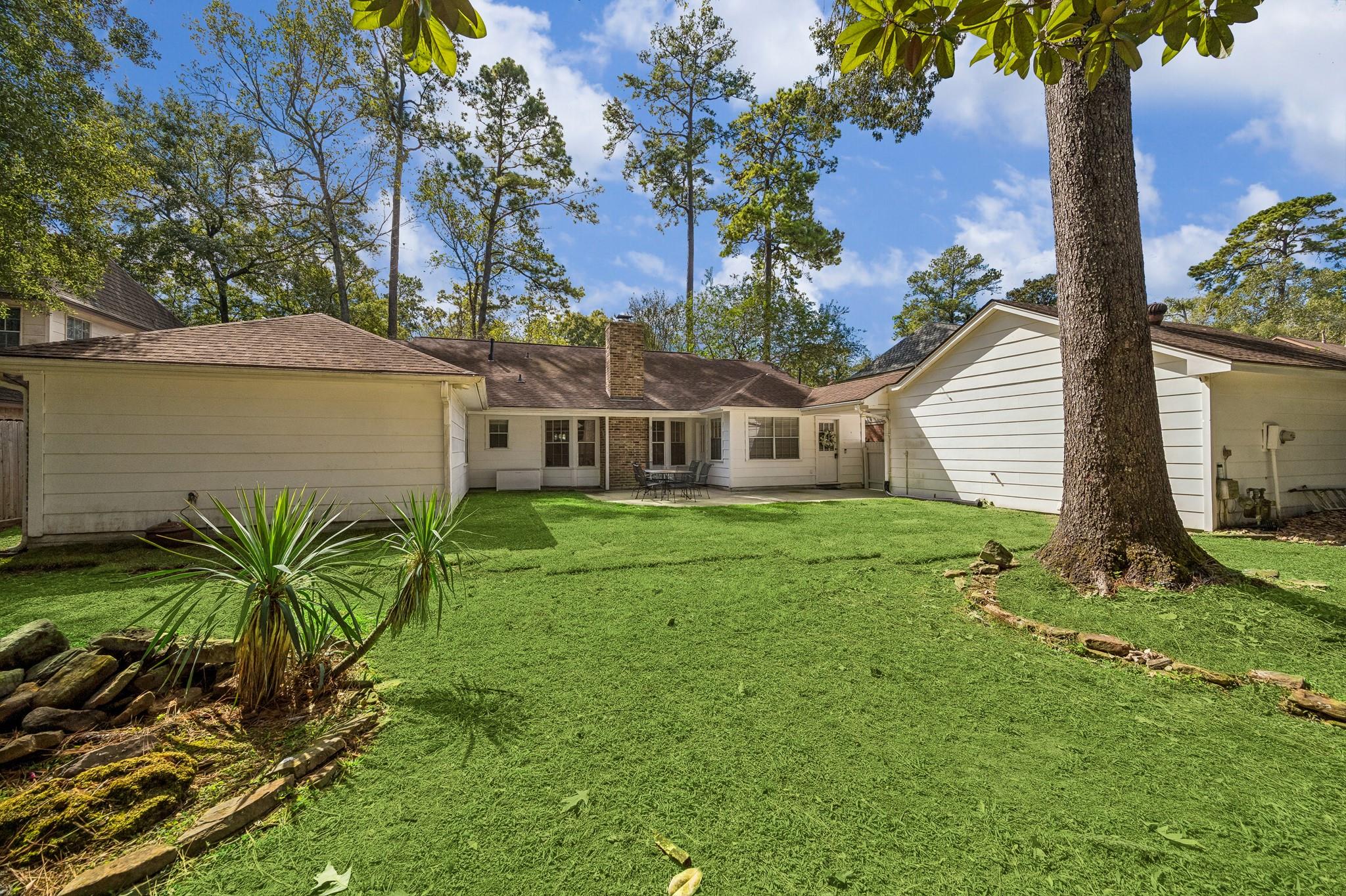 3427 Tree Lane