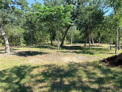 Photo of 281 Redberry Rd RD, Somerville, TX 77879 (MLS # 31682264)