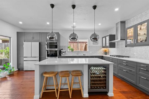 Photo of 21519 Canyon Terrace Lane, Katy, TX 77450 (MLS # 97752315)