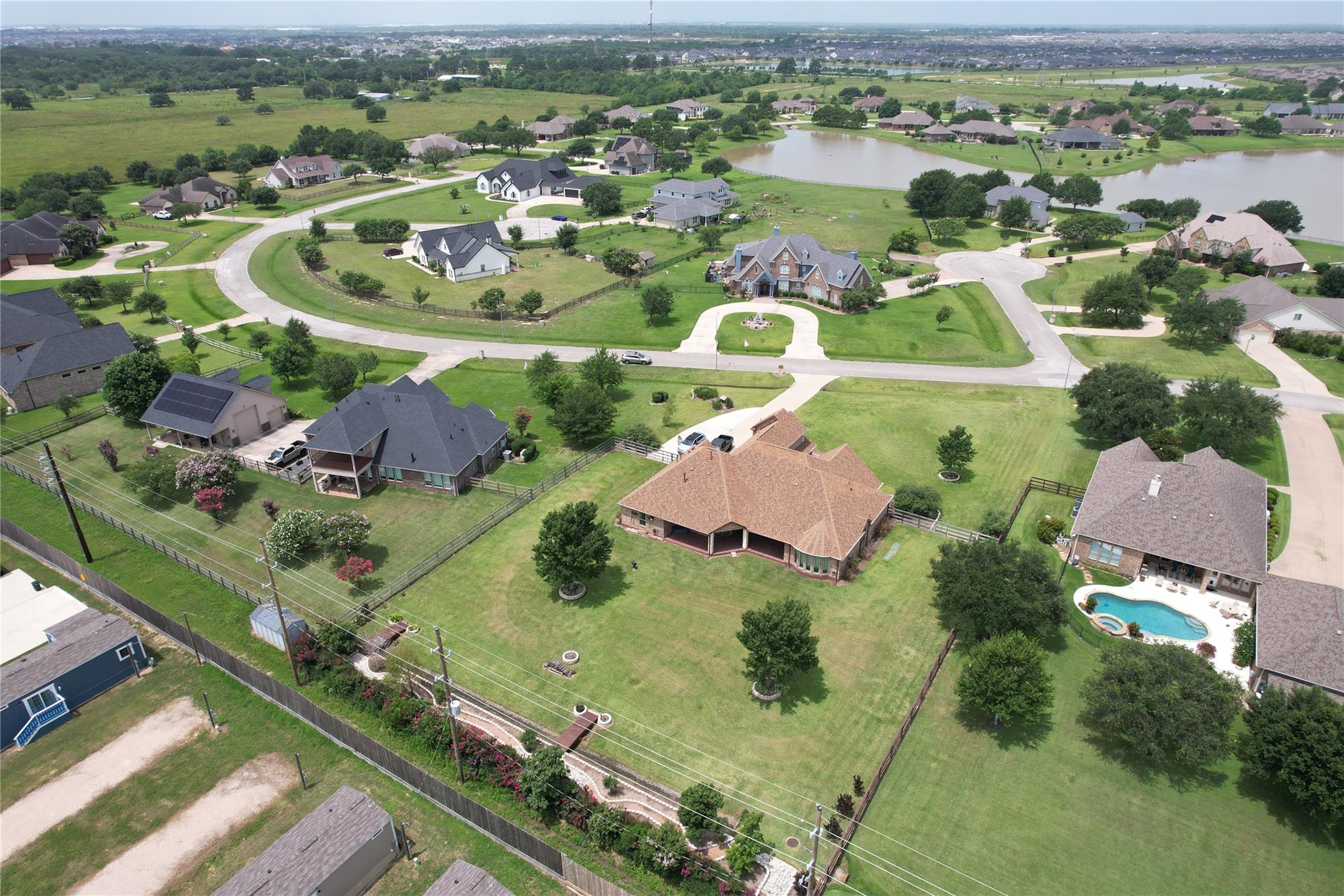 4622 Shadow Grass Drive