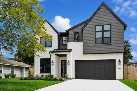Photo of 1710 Gardenia Drive, Houston, TX 77018 (MLS # 14805036)