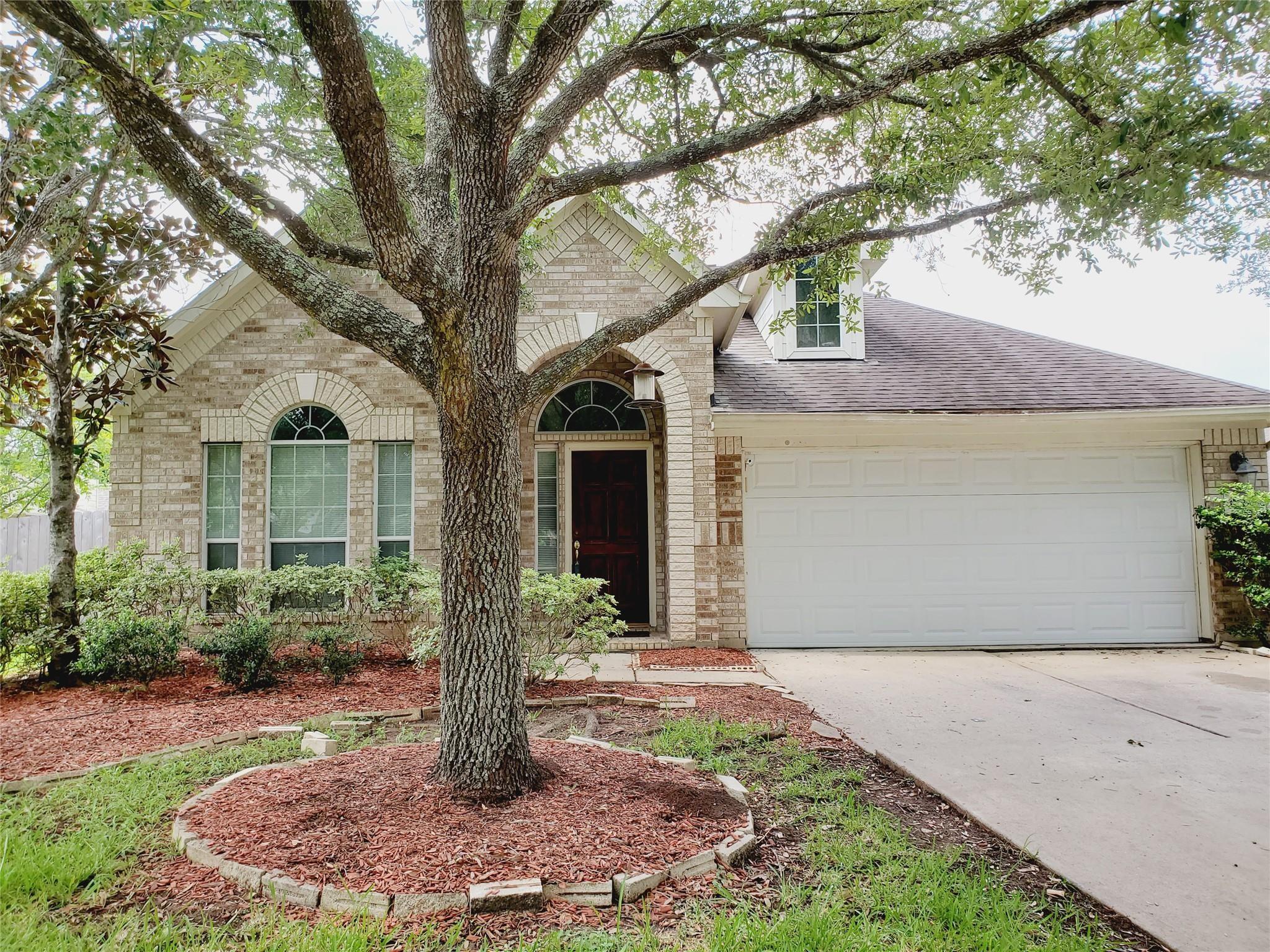 4903 Falls Circle