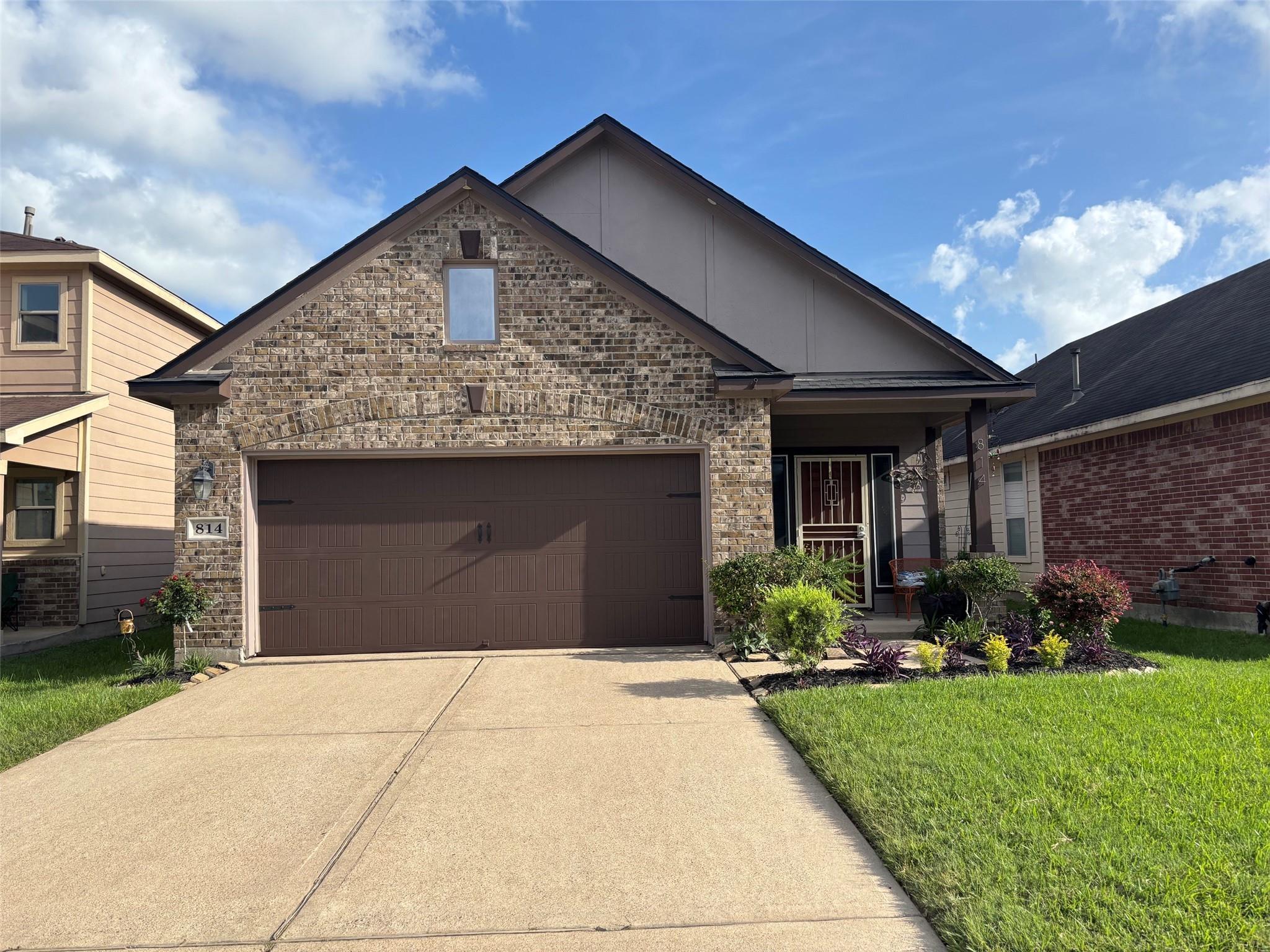 814 Heatherton Hill Lane