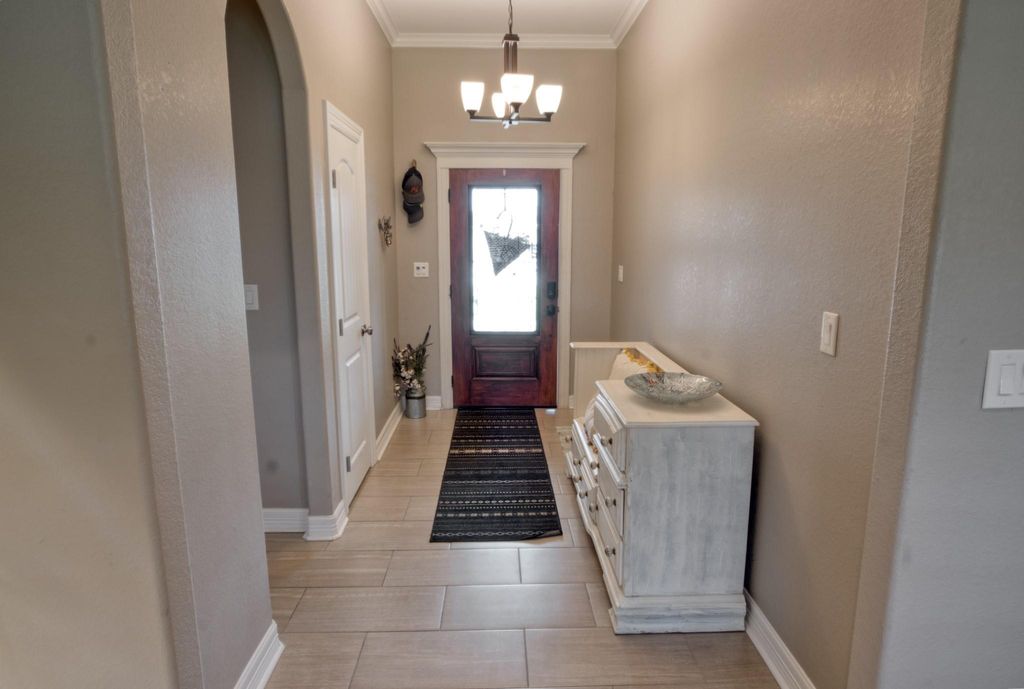 Photo of 512 Wellshire, West Columbia, TX 77486 (MLS # 68228371)