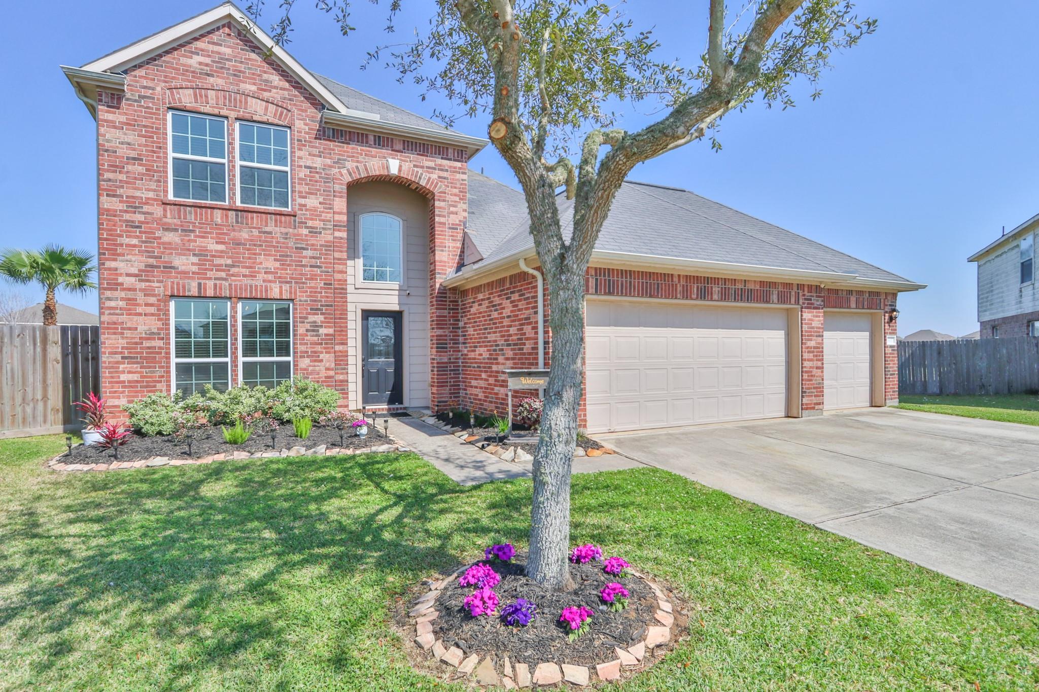 802 Brushfield Court